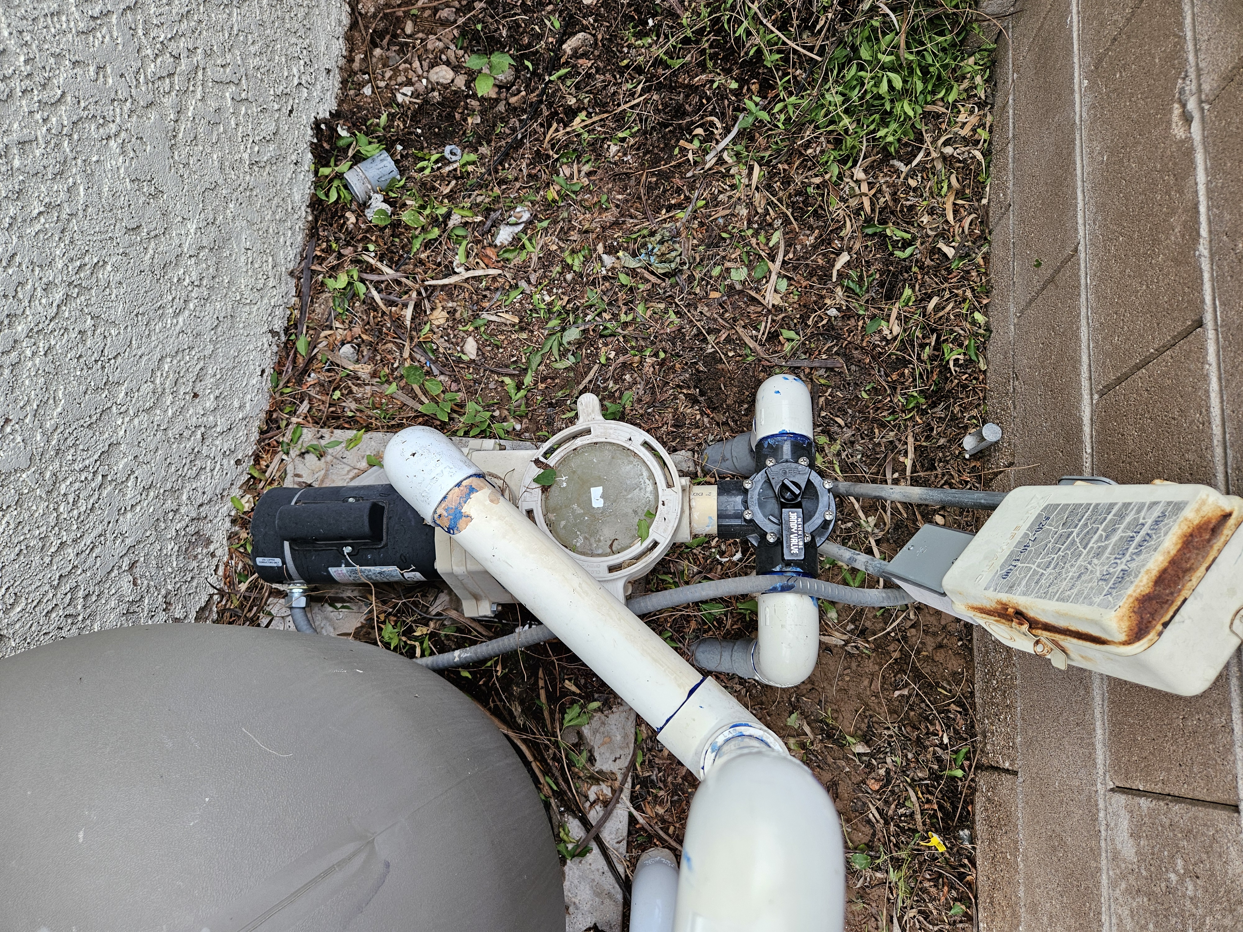 Pool pump before replacement